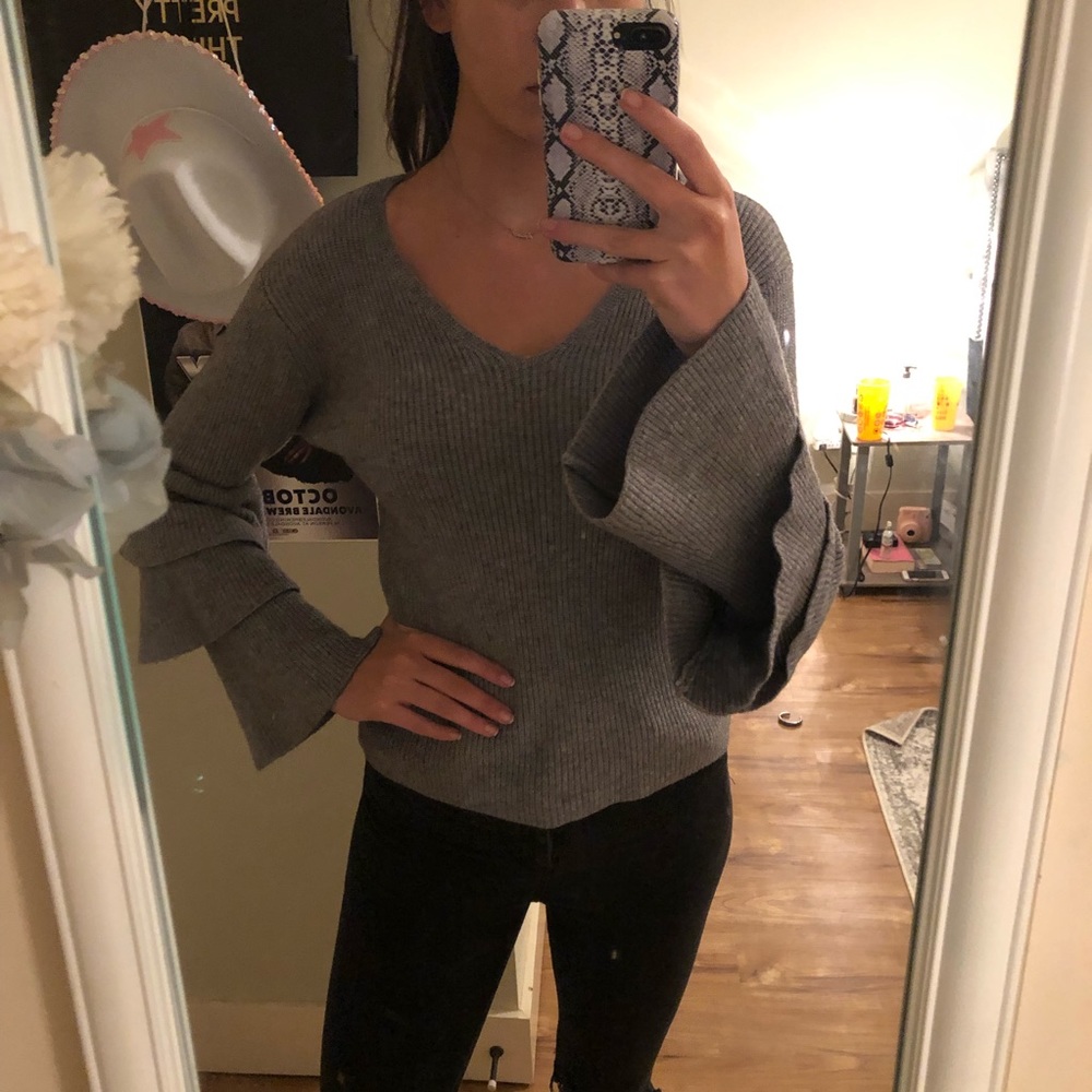 Grey sweater